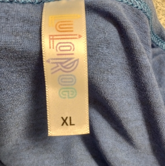 LULAROE - Picture 3 of 3